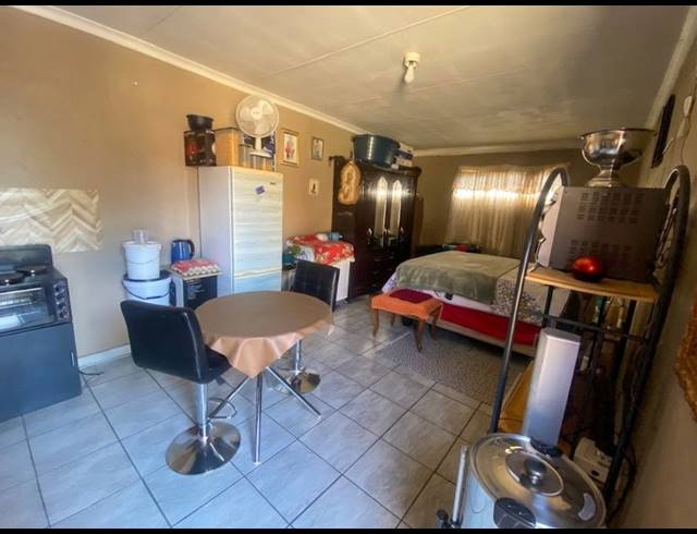 2 BEDROOM HOUSE FOR SALE IN SHARPEVILLE